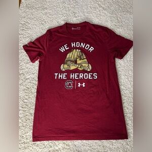 Men’s Small Gamecock Under Armour Military Appreciation Tee